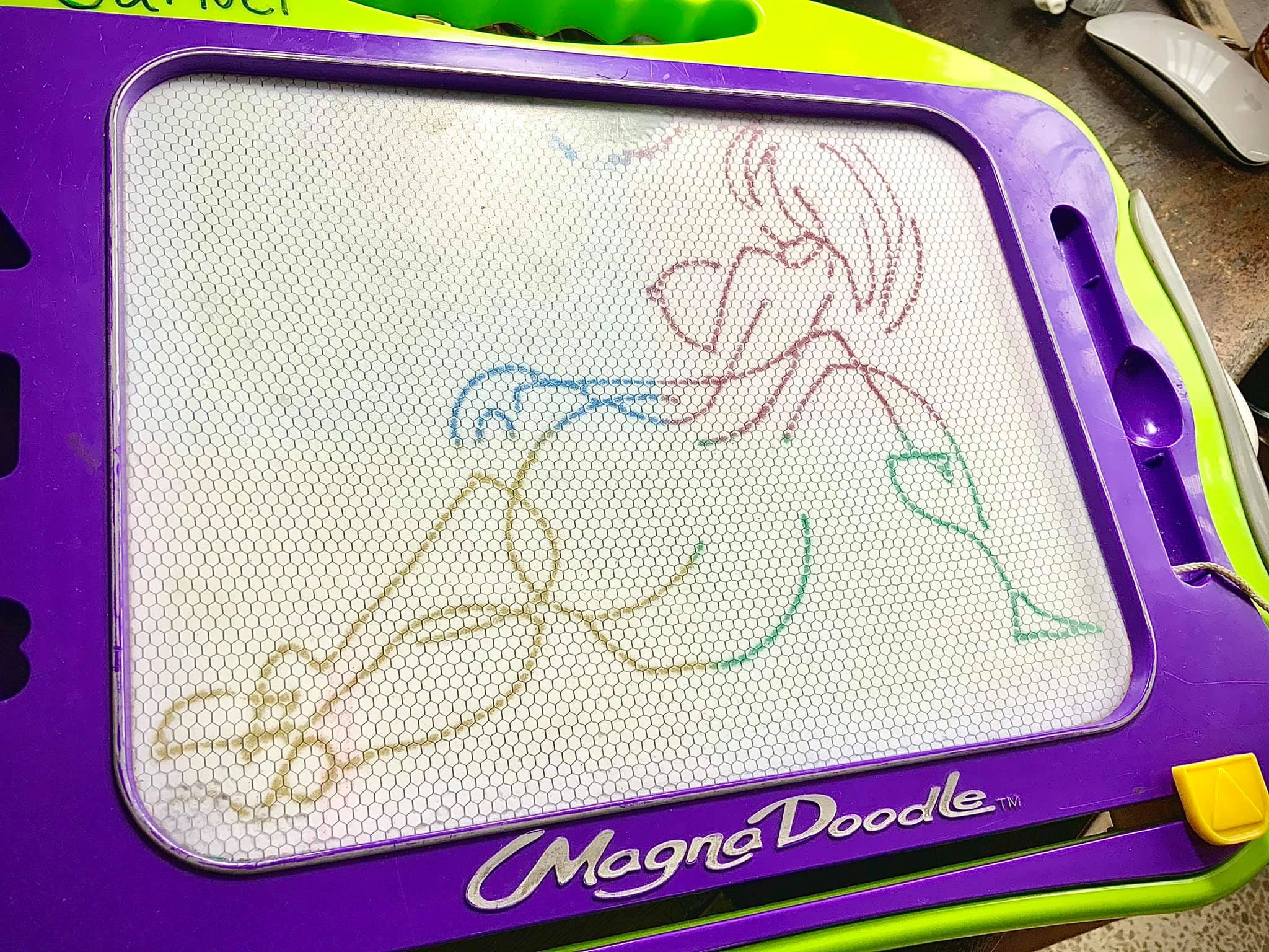 2048x1536, 561 Kb / Alberto Ruiz, планшет, доска, Magna Doodle