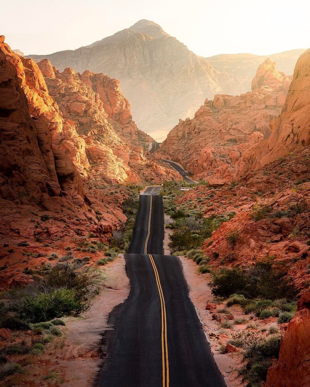 1080x1349, 426 Kb / дорога, горы, скала, каньон, ущелье