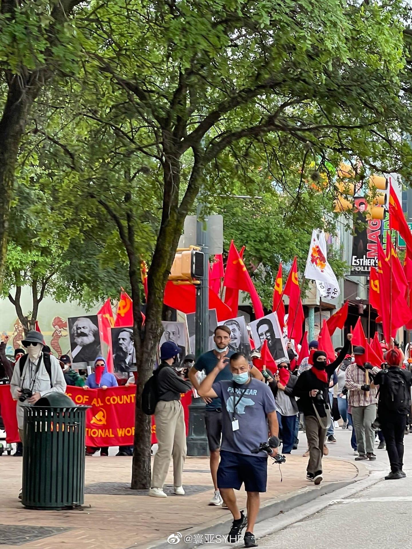 1440x1920, 503 Kb / г. Остин, Техас, США, первомайская демонстрация