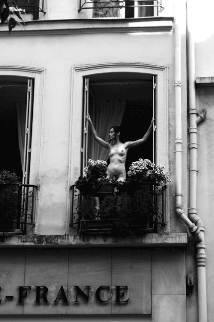 430x645, 627 Kb / gif, ч/б, балкон, гиф