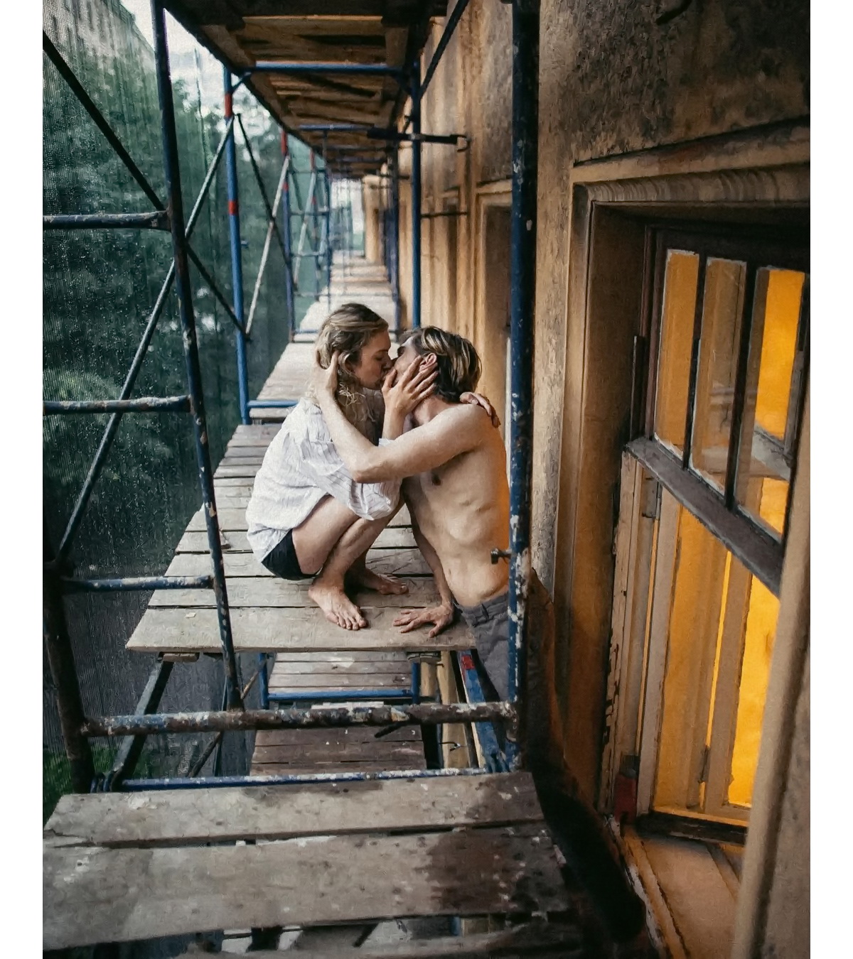 1200x1350, 512 Kb / поцелуй, леса, дождь