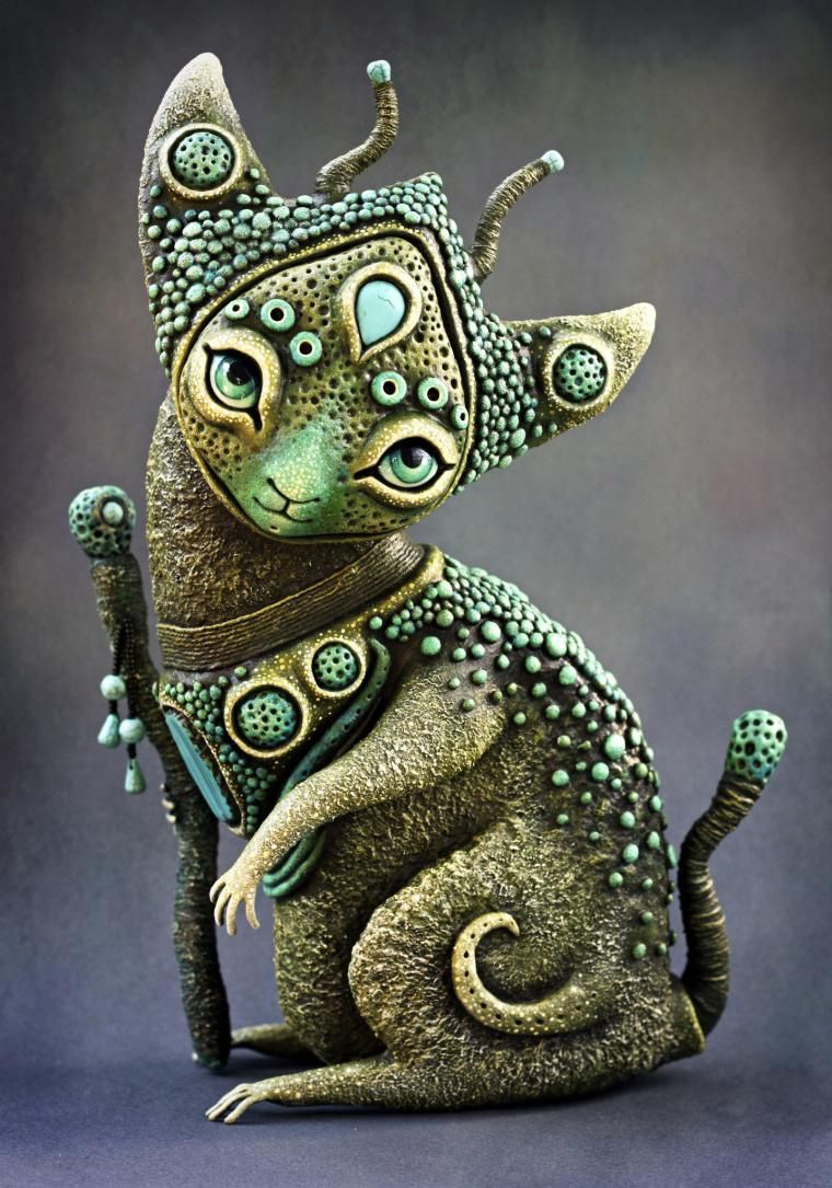 760x1085, 138 Kb / инопланетянин, кот, скульптура, игрушка, узоры