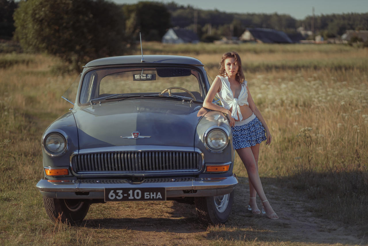 1280x854, 154 Kb / Волга, девушка, поле, деревня