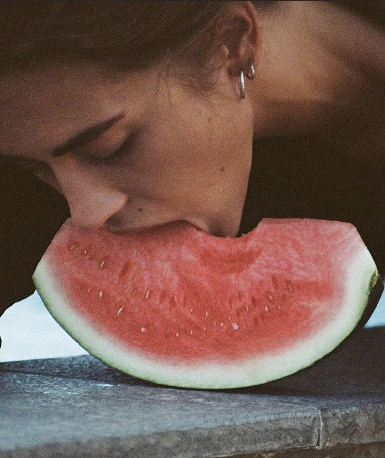 750x892, 207 Kb / арбуз, ест, серьги