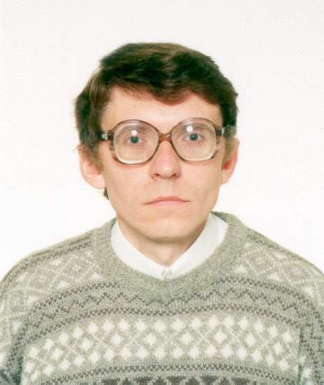 464x551, 29 Kb / цыганка, очкарик, куртка, плащик