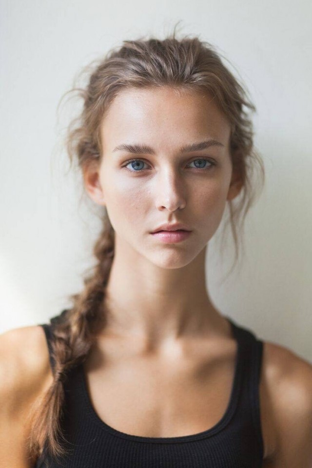 640x960, 77 Kb / Rachel Cook, девушка, коса