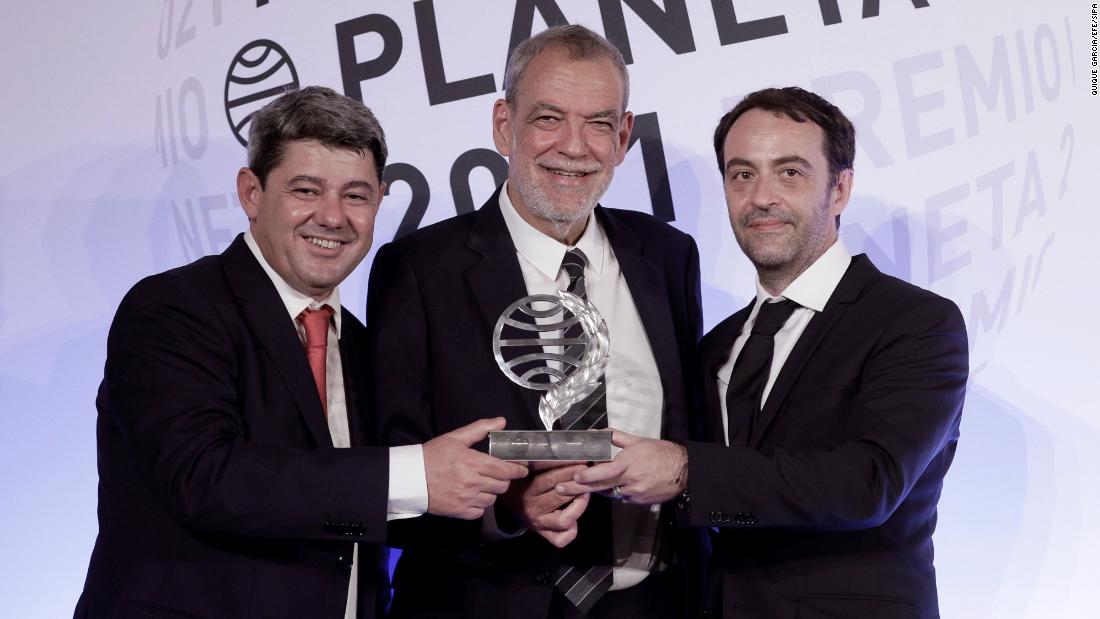 1100x619, 65 Kb / премия, книга, феминистки, писательница, автор, псевдоним, литература