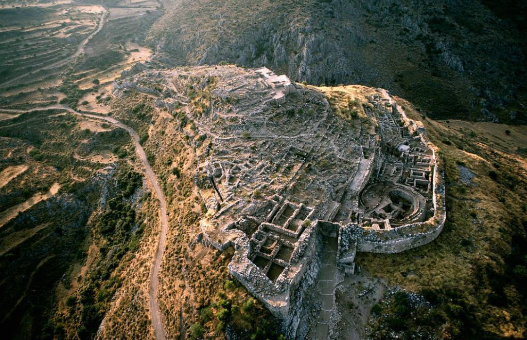 1024x662, 157 Kb / микены, горы, руины