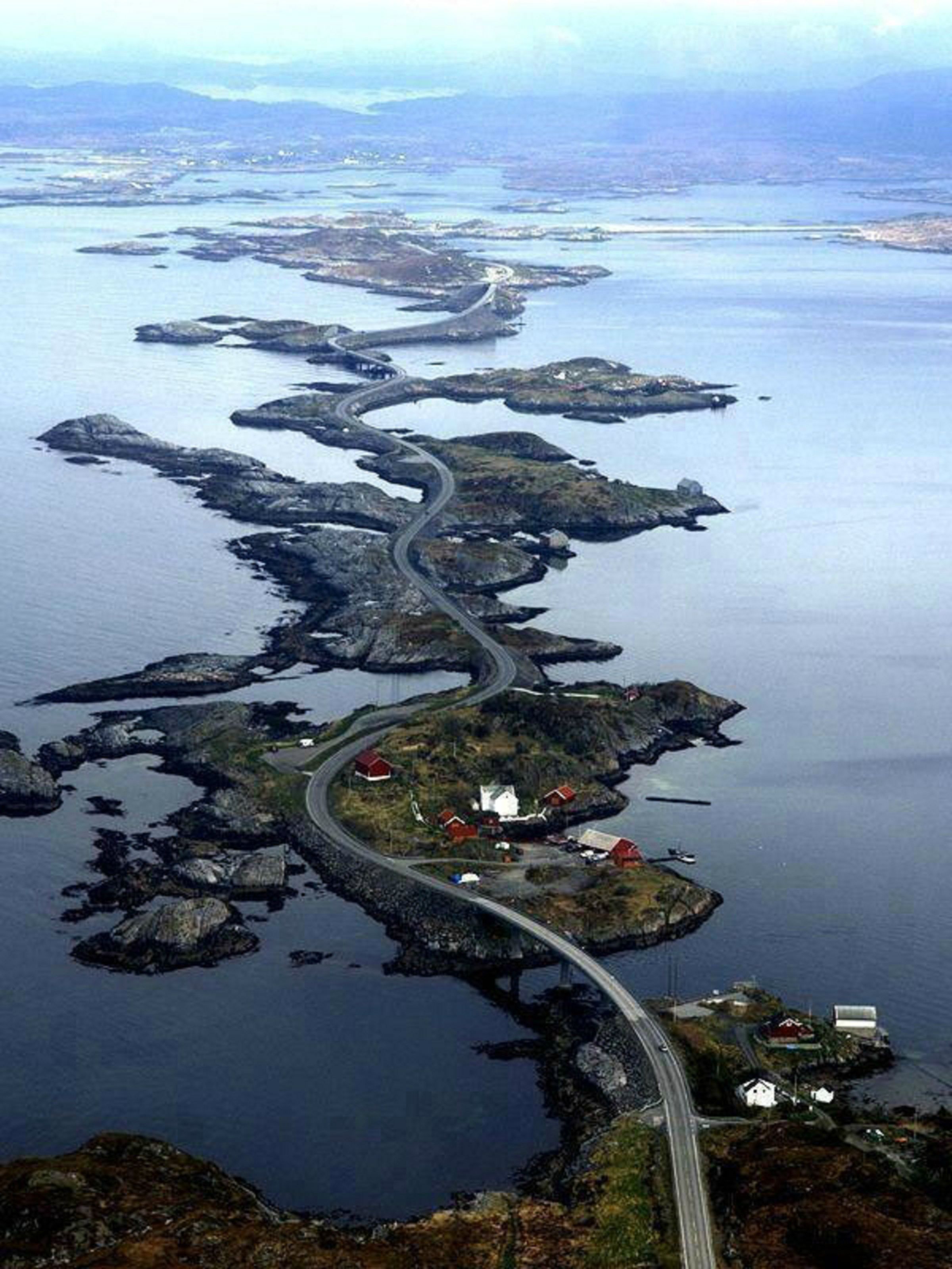 2400x3200, 606 Kb / острова, мосты, Атлантическая дорога, Норвегия, Atlantic Ocean Road, EarthPorn
