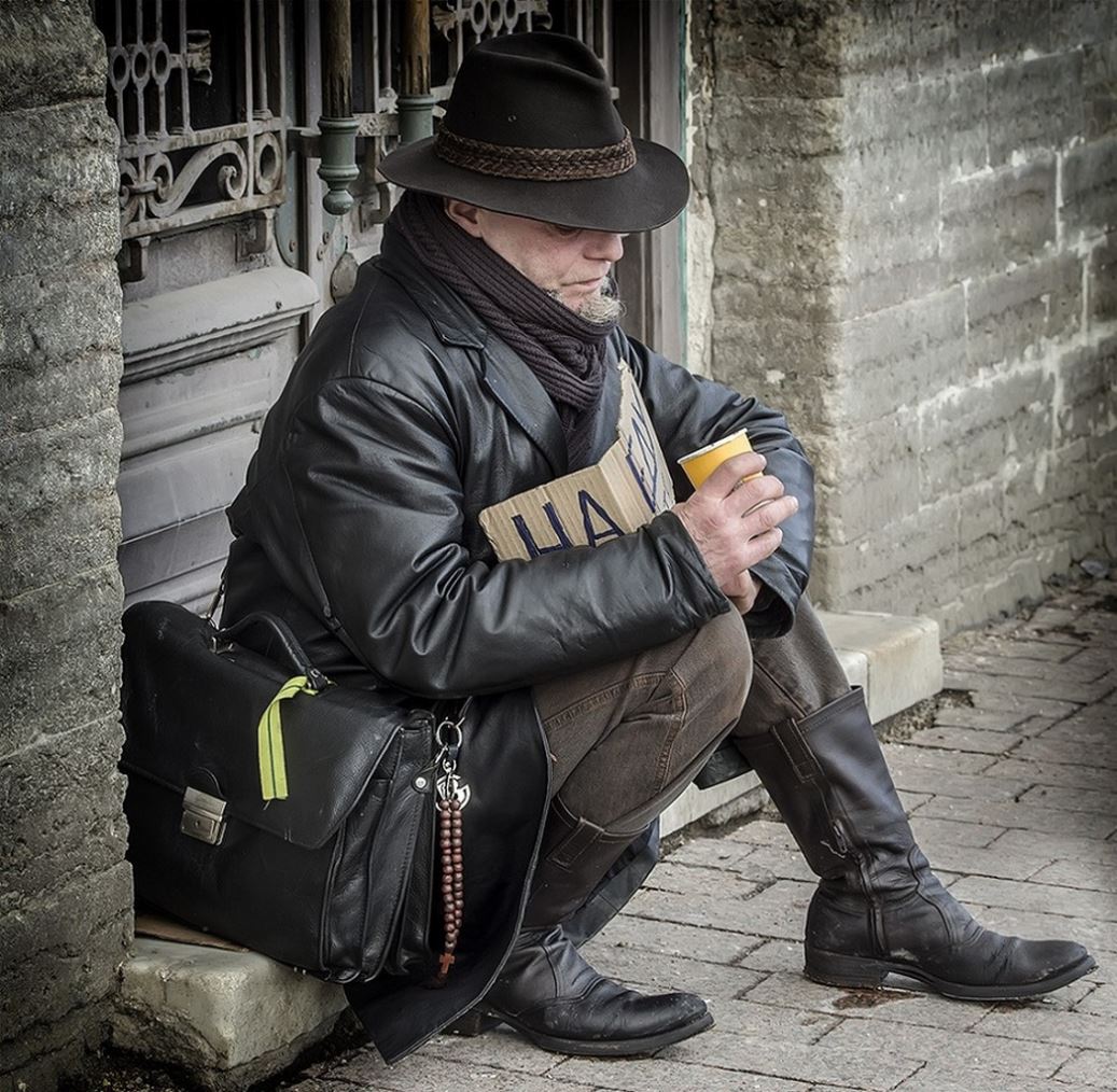 1037x1014, 203 Kb / на еду, портфель, сапоги, шляпа, Александр Сироткин, Санкт-Петербург, Питер