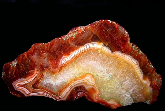 700x470, 66 Kb / камень, агат, минерал, узоры