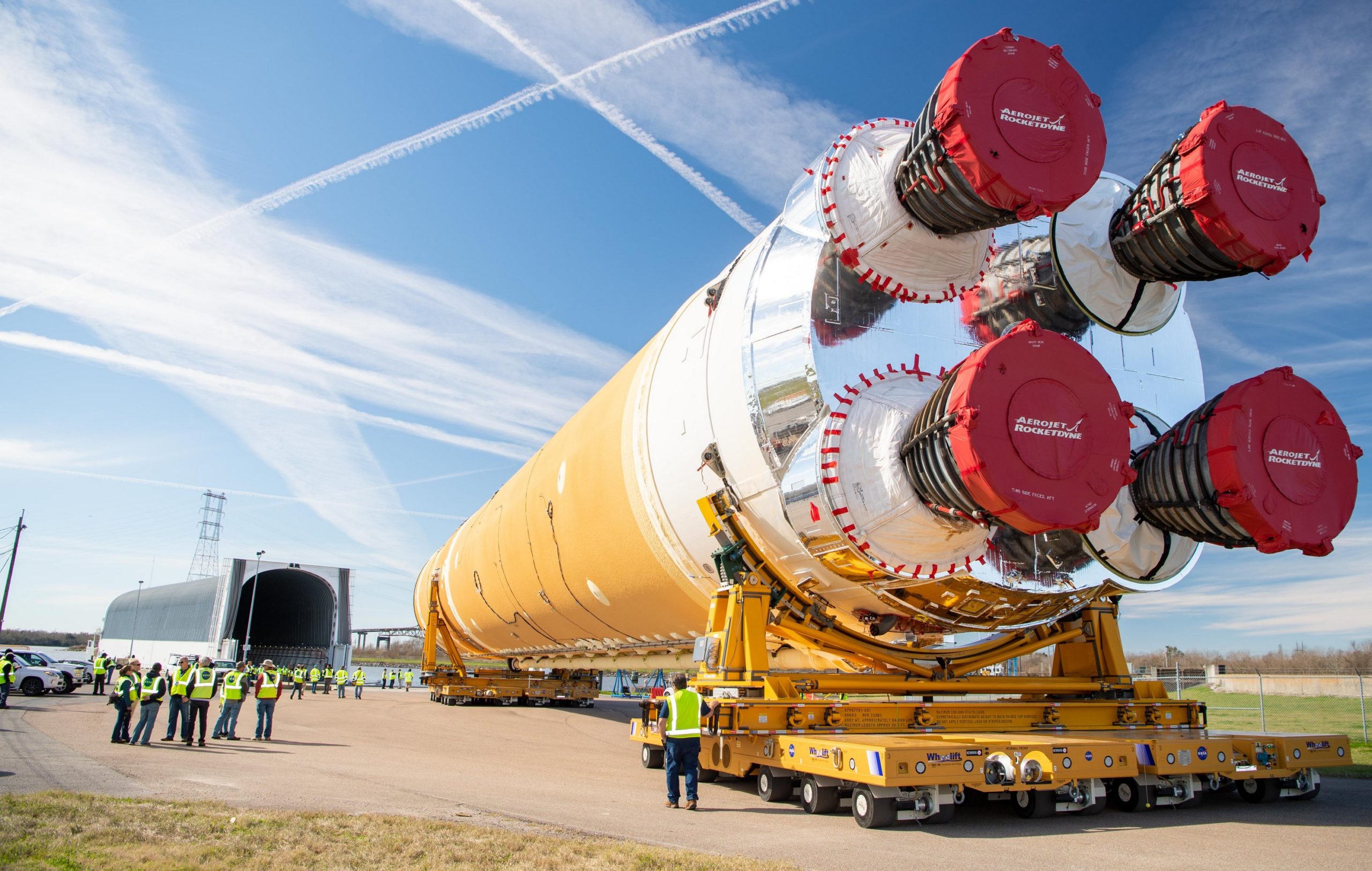 2560x1626, 576 Kb / ракета, центральный блок ракеты Space Launch System, NASA