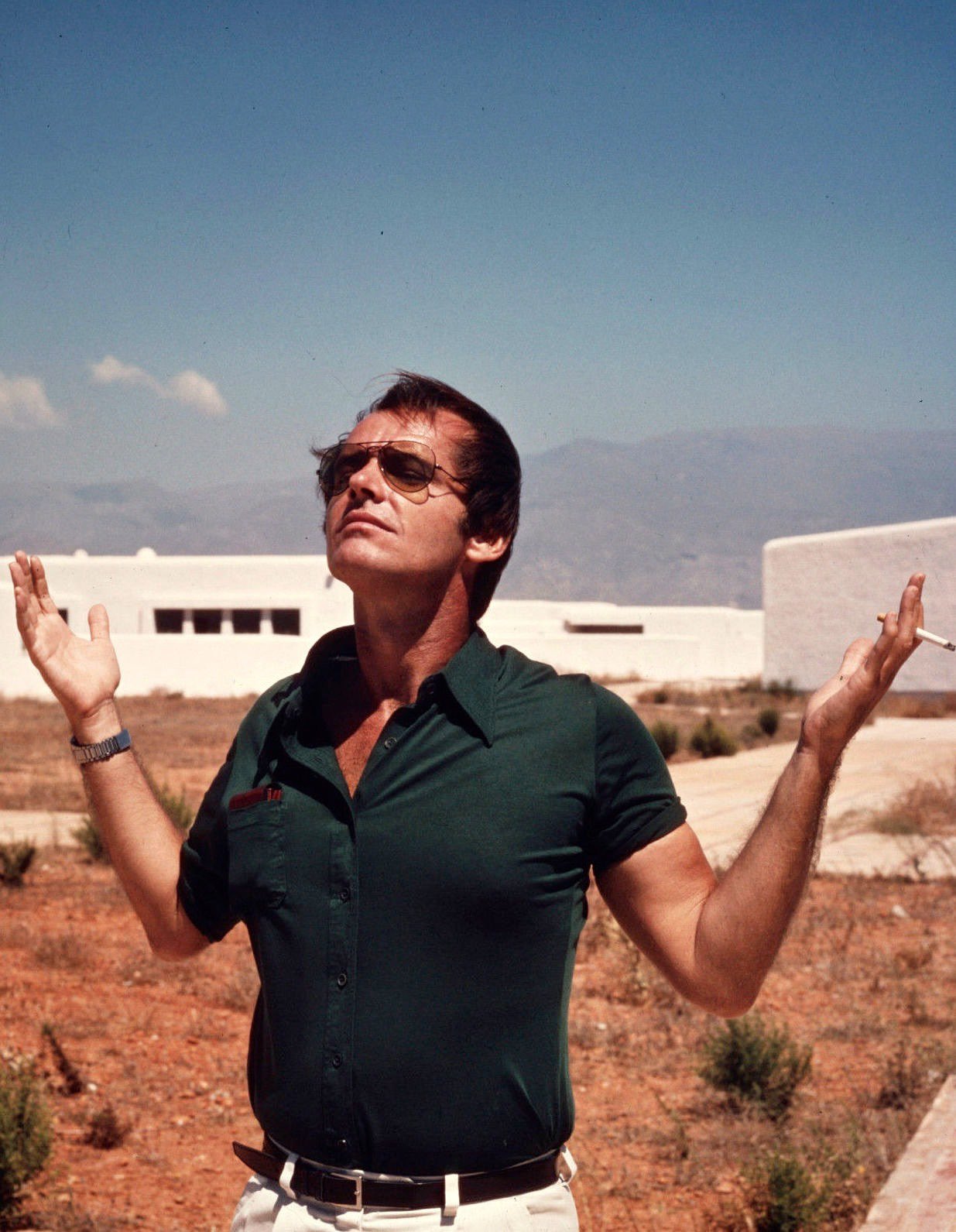 1235x1591, 229 Kb / джек николсон, очки, сигарета