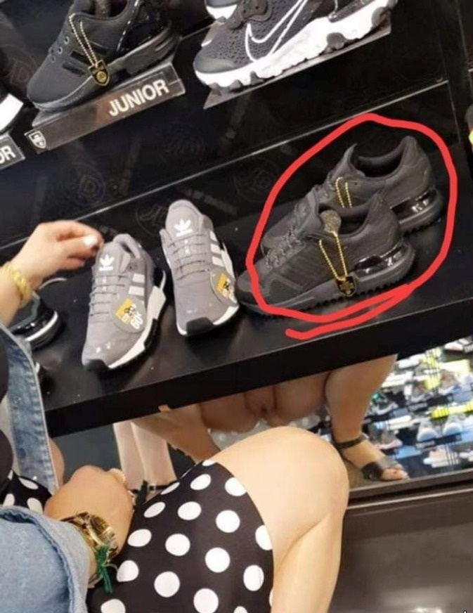 673x872, 195 Kb / Обувь, кроссовки,  горошек