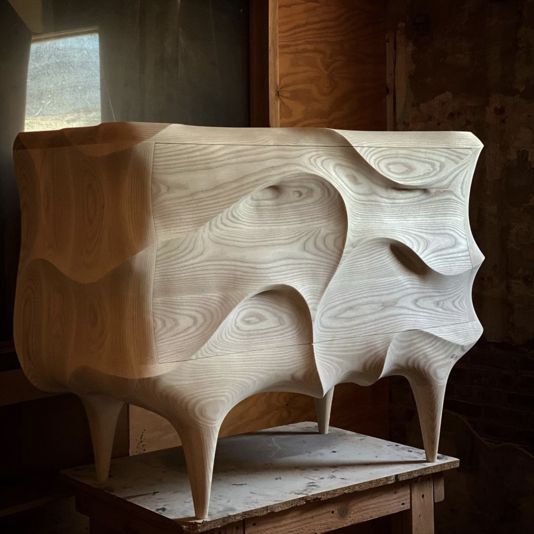 1738x1738, 377 Kb / тумбочка, комод, стол