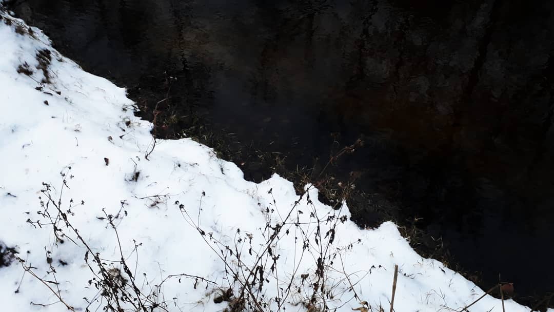 1080x608, 131 Kb / ч/б, снег, вода