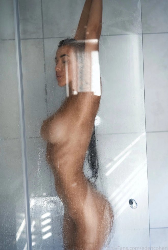 660x979, 82 Kb / Вода, душ, стекло, отражение