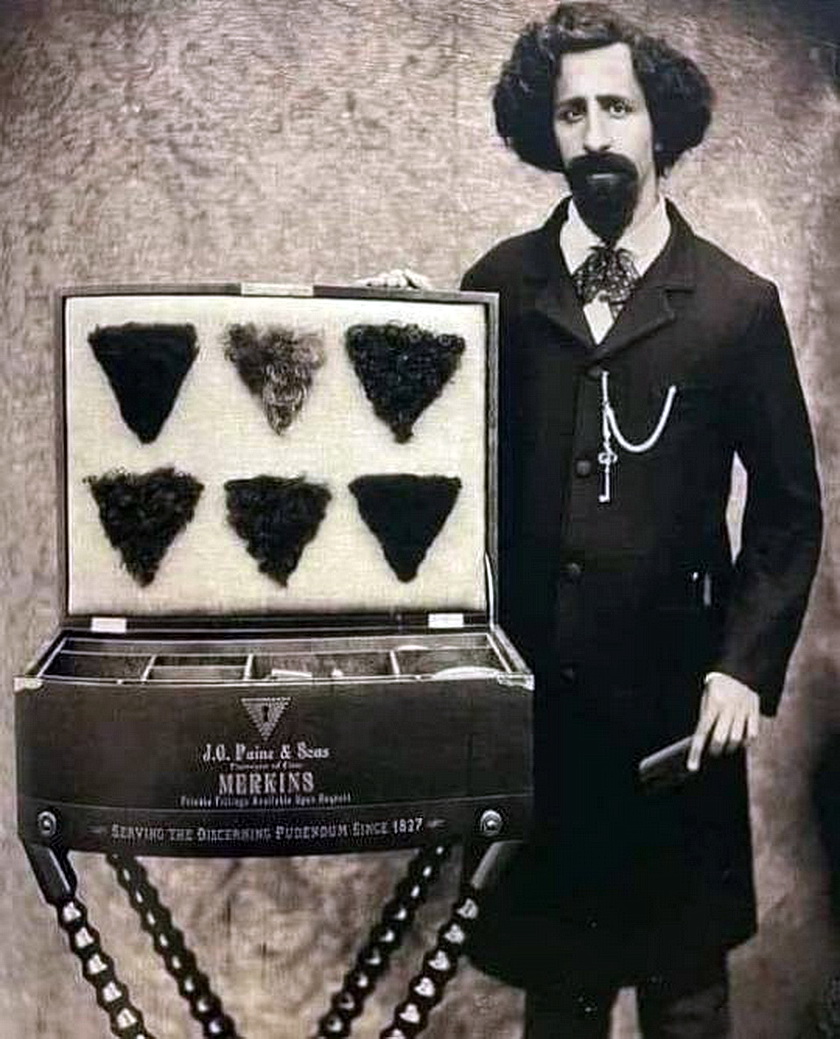 840x1039, 257 Kb / ч/б, парик, волосы, пиджак, ключ, борода, merklin