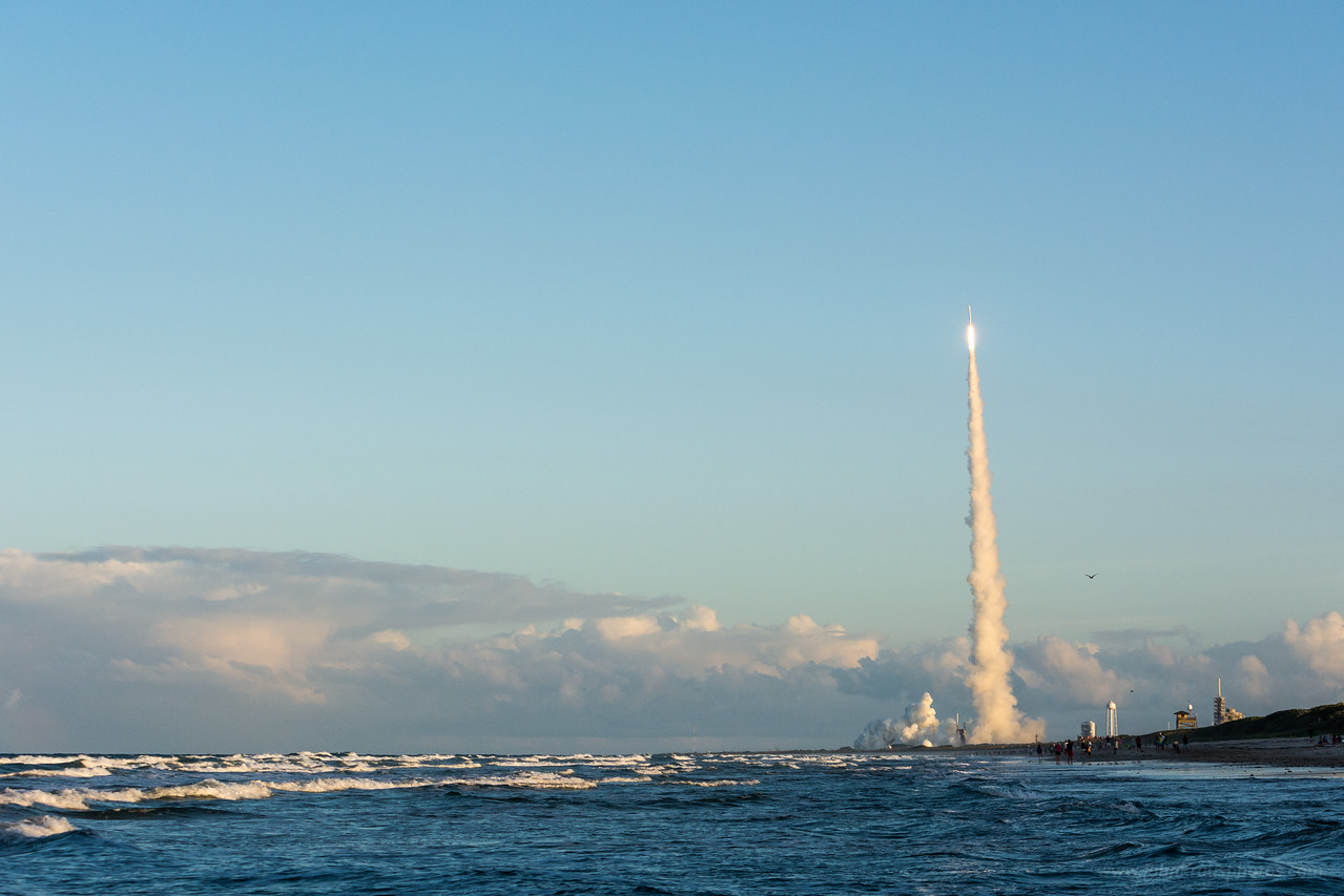 1279x853, 170 Kb / ракета, пуск