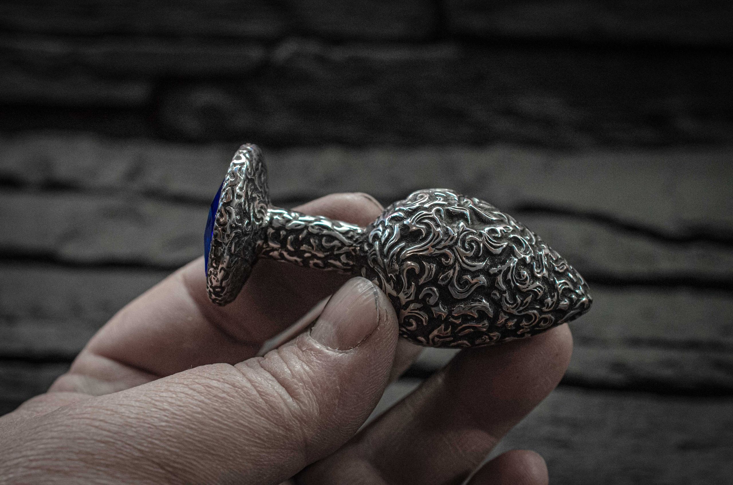 2560x1696, 617 Kb / затычка