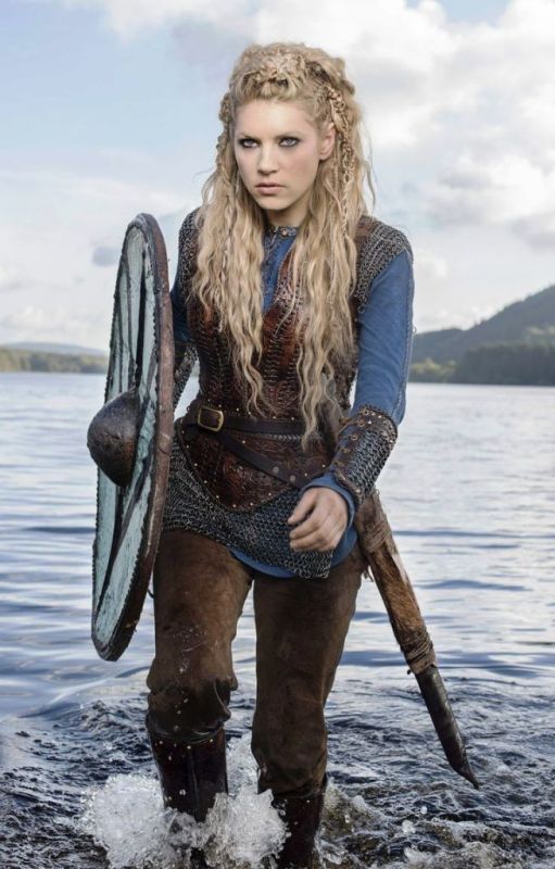 511x800, 74 Kb / отрешённость,лагерта,vikings,одежды