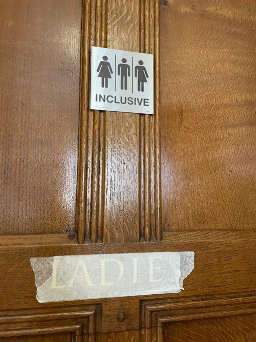 510x680, 79 Kb / Мужчины, Женщины, дверь, туалет