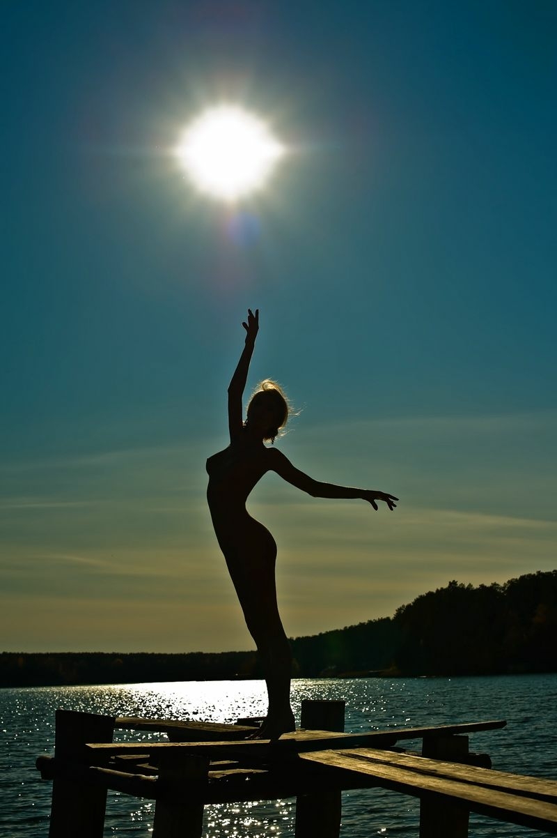 800x1202, 199 Kb / Вода, мостик, солнце