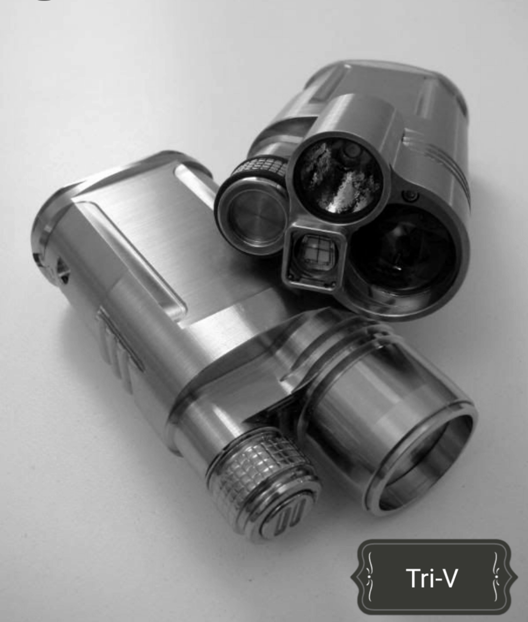 1076x1268, 538 Kb / фонарь, ч/б