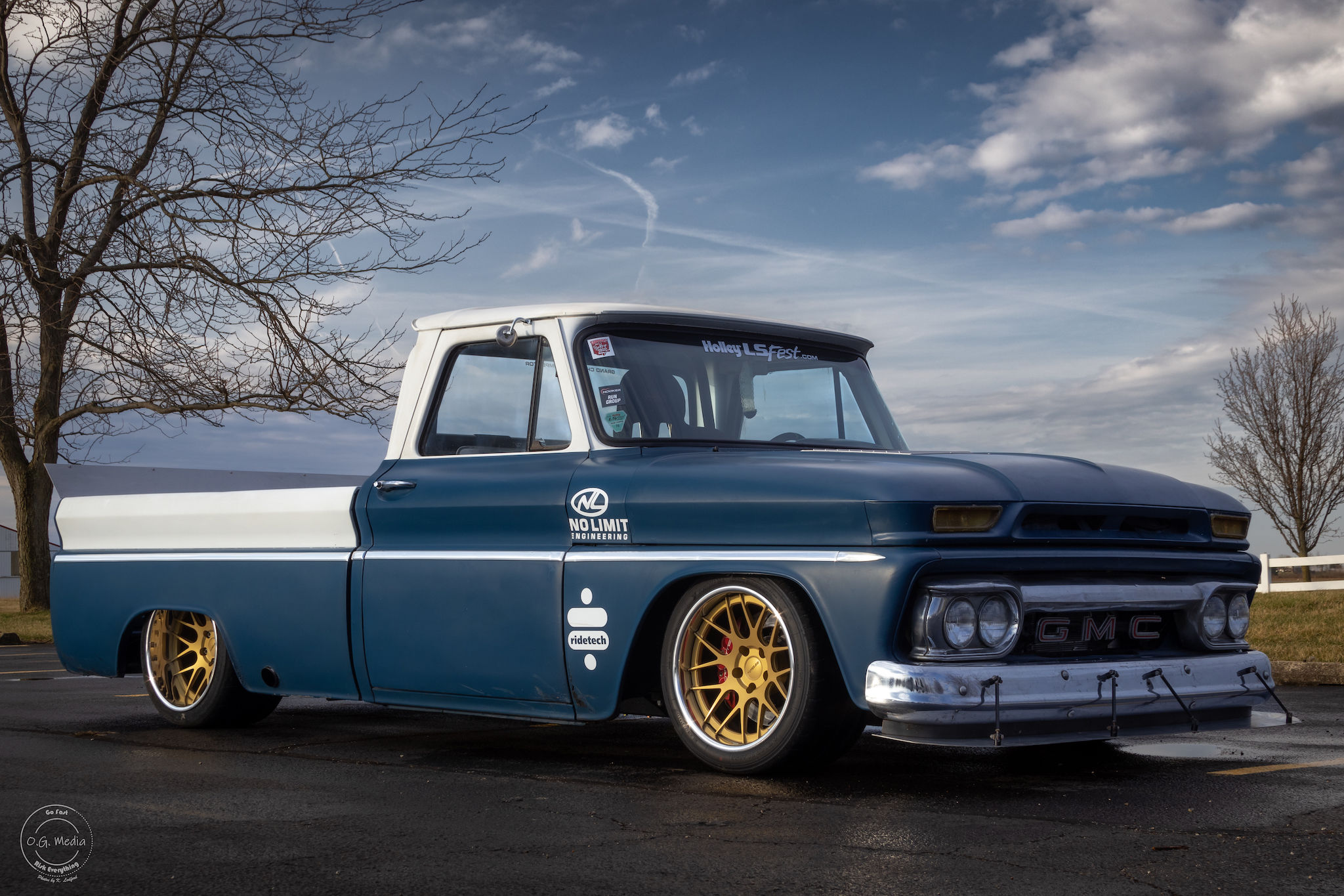 2048x1365, 482 Kb / автомобиль, классика, ретро, пикап, GMC