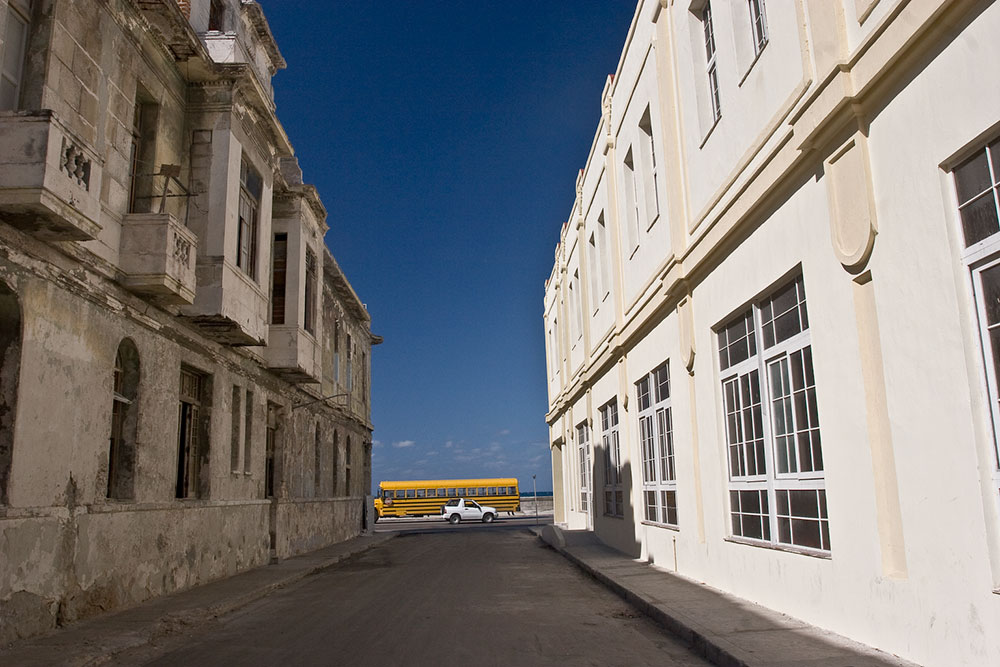 1000x667, 141 Kb / Гавана, автобус