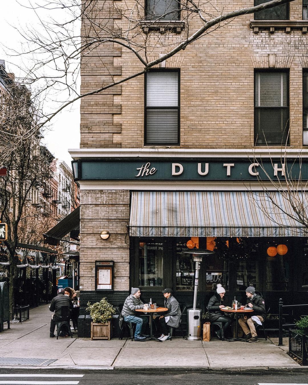 1080x1350, 424 Kb / кафе, дом, окно, улица, Нью-Йорк, SOHO