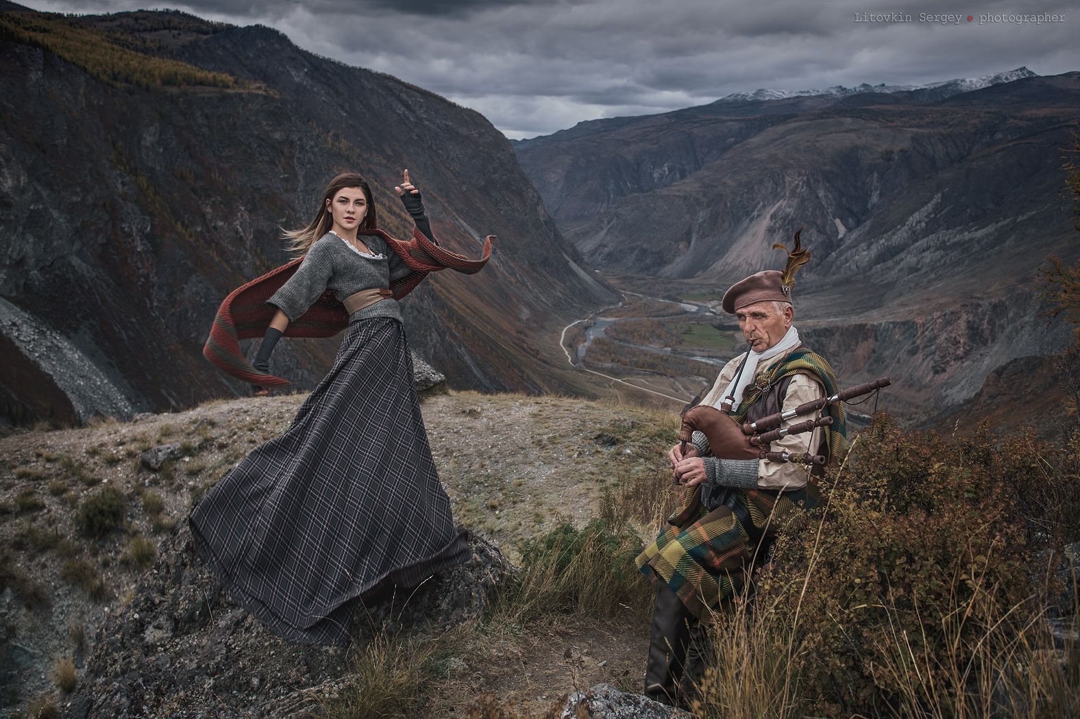 1576x1050, 348 Kb / волынка, горы, Шотландия, килт