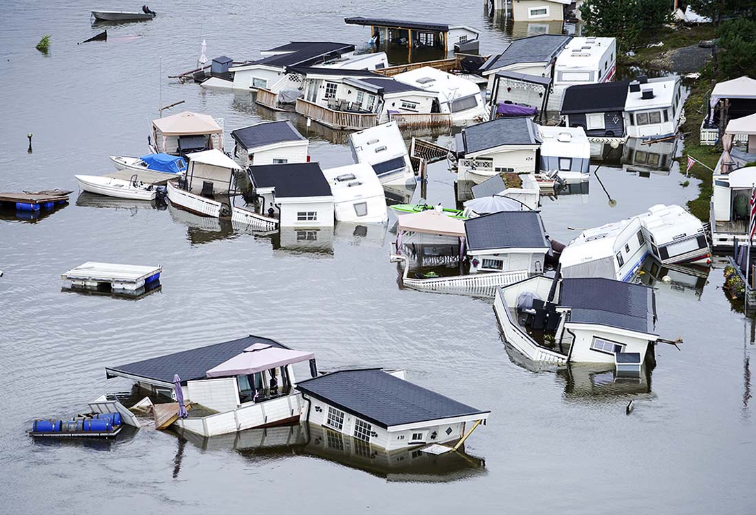 1100x750, 189 Kb / Оползень, наводнение, Норвегия, шторм, дом