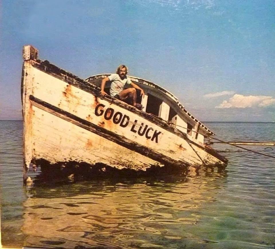 960x872, 142 Kb / Jimmy Buffett, яхта, лодка, катер, good luck