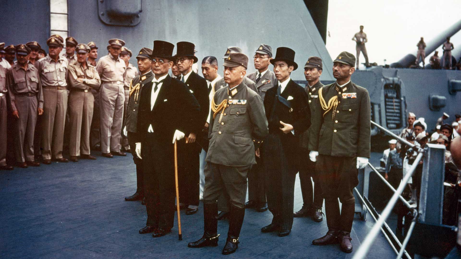 1920x1080, 175 Kb / Япония, капитуляции, корабль, линкор, цилиндр, трость, моряки, 3 сентября