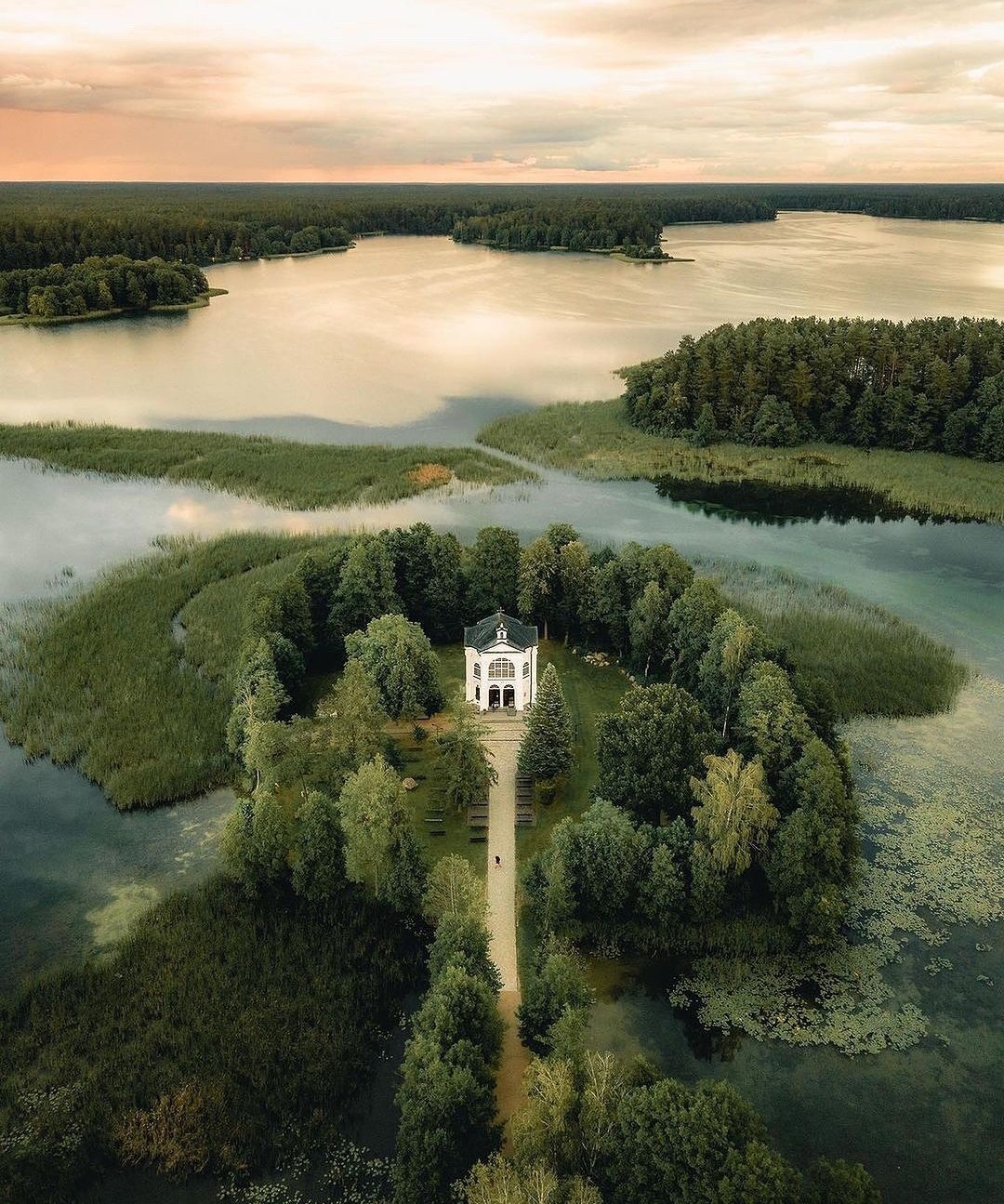 1080x1295, 434 Kb / Poland, Польша, река, лес