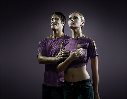 500x388, 33 Kb / футбол, сиськи