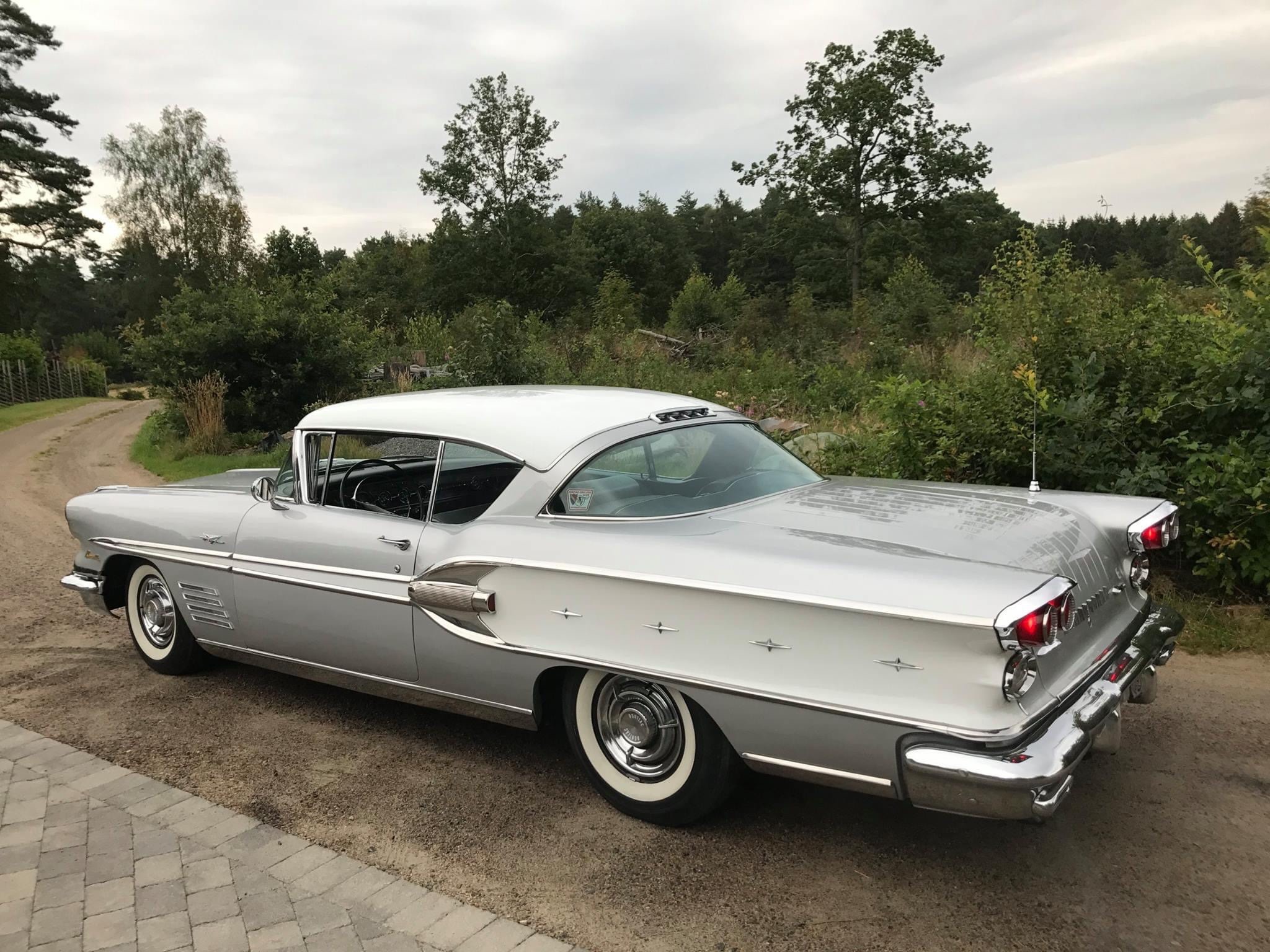 2048x1536, 551 Kb / автомобиль, классика, ретро, Pontiac, Bonneville