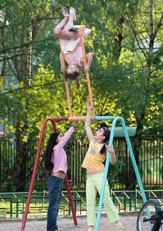 534x755, 109 Kb / девочка, качели