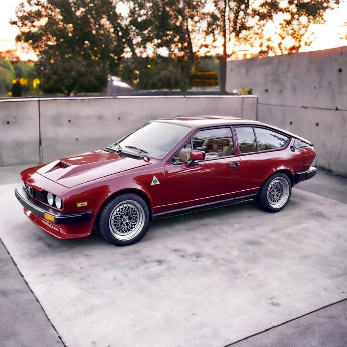 1194x1194, 162 Kb / автомобиль, классика, ретро, Alfa Romeo