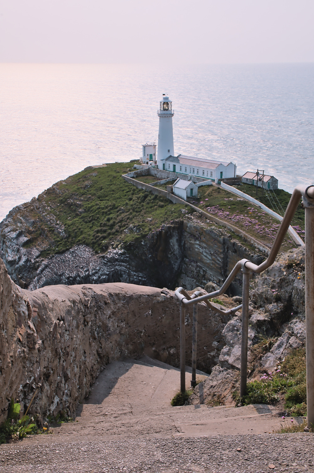 1000x1507, 590 Kb / маяк, лестница, ступеньки