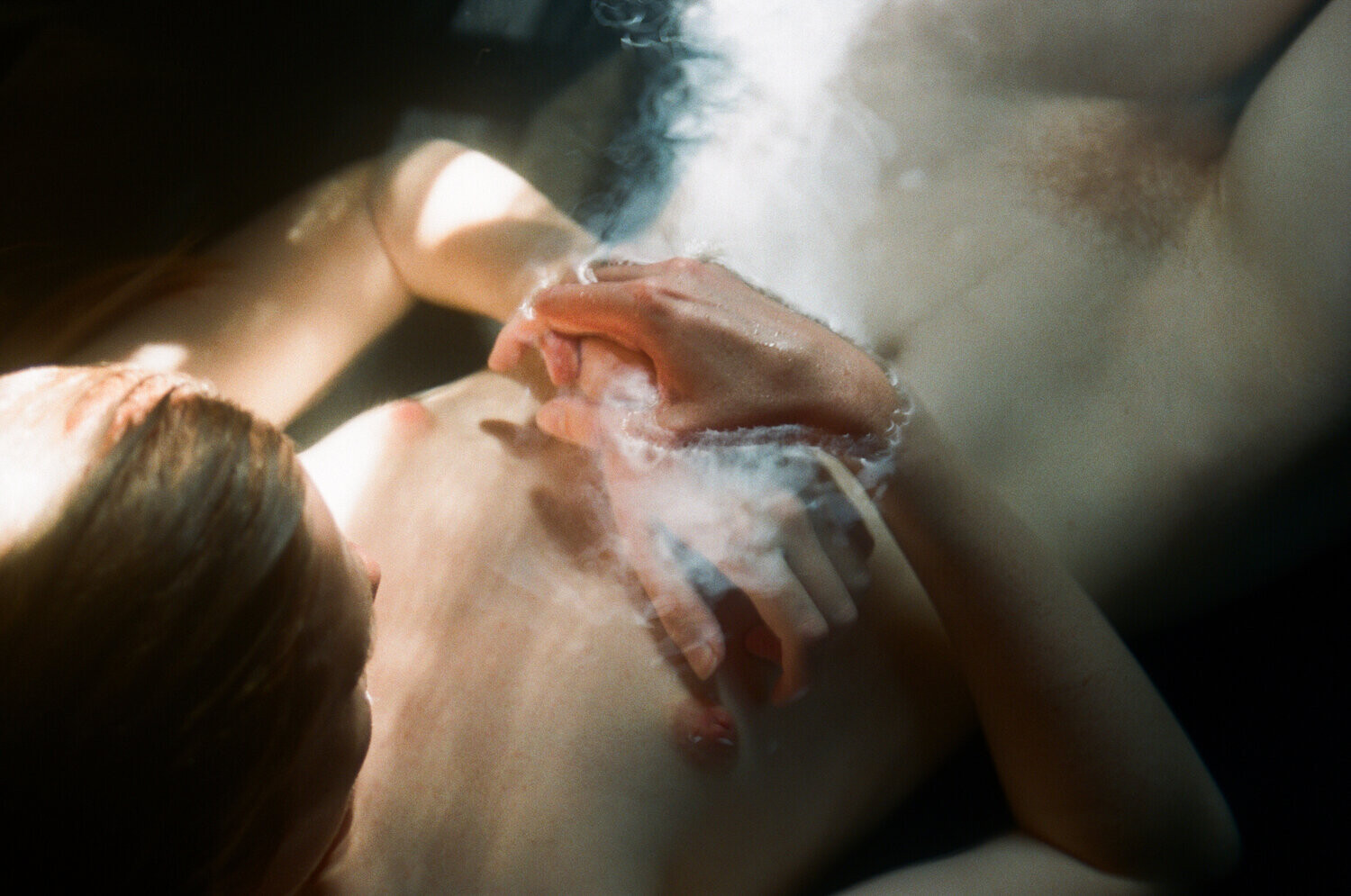 1500x995, 264 Kb / рыжая, пар, вода, мохнатка