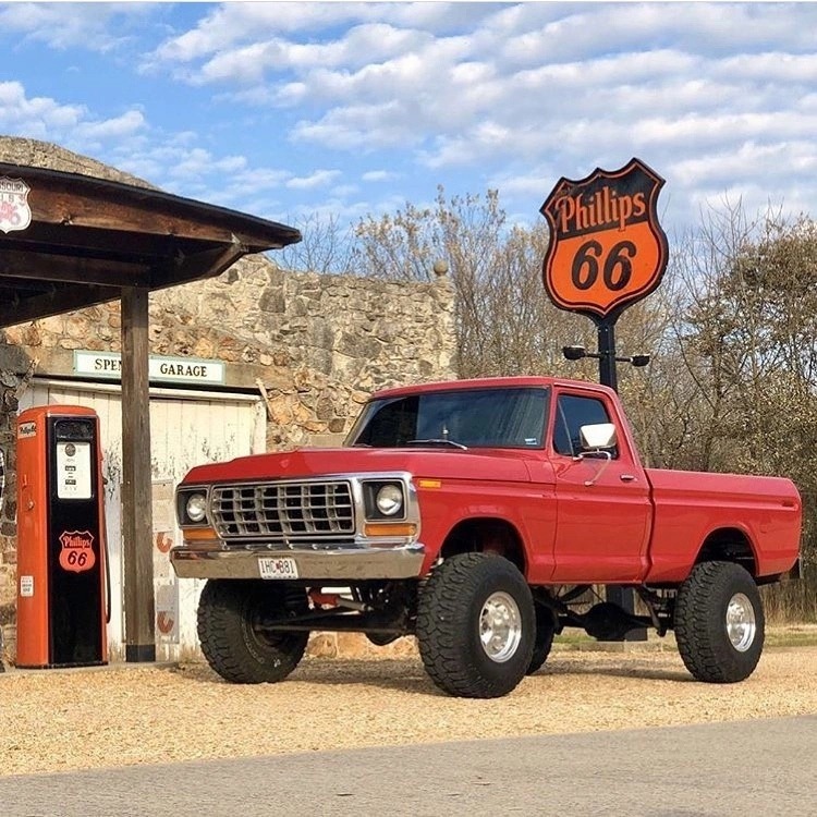 750x750, 197 Kb / автомобиль, классика, ретро, Ford, F150, 66, азс