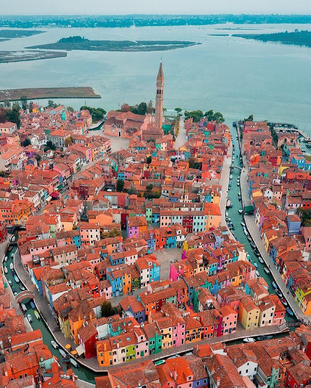 640x800, 182 Kb / город, Италия, Венеция, Бурано, остров