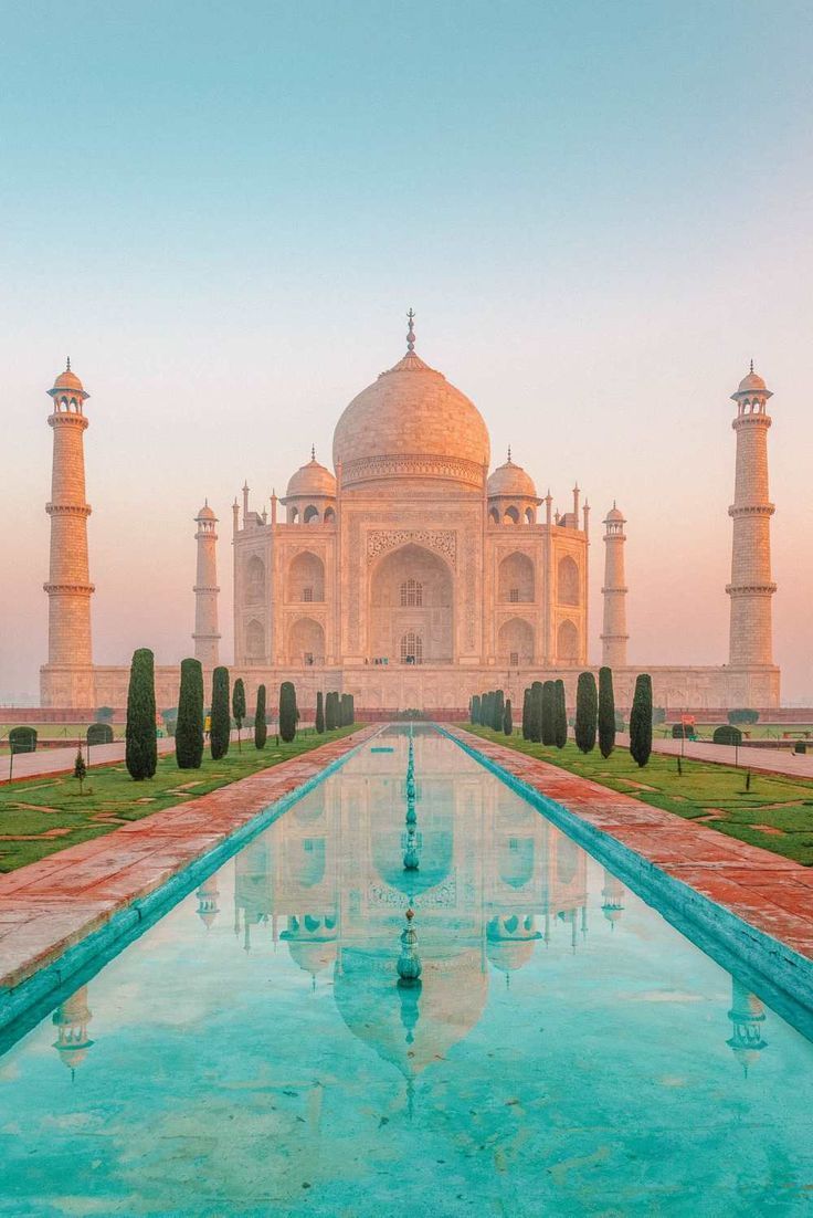 736x1102, 109 Kb / Тадж-Махал, Индия, Мечеть, храм, мавзолей, бассейн, башня
