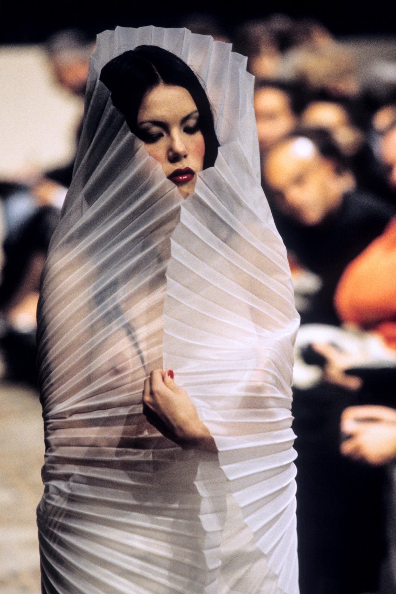 1280x1920, 433 Kb / мода, подиум, Isabella Blow