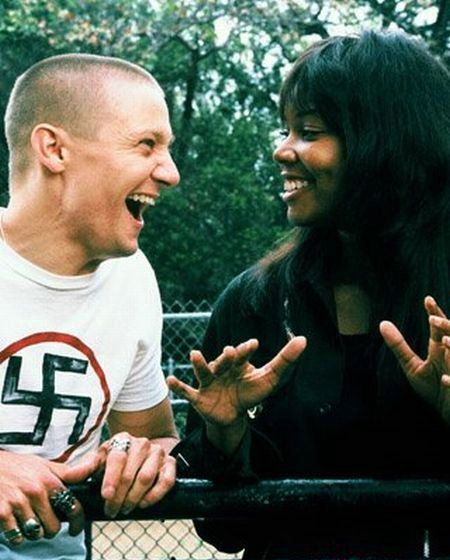 450x560, 48 Kb / скин, негритянка