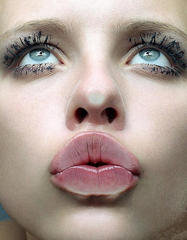624x800, 88 Kb / губы, лицо, глаза