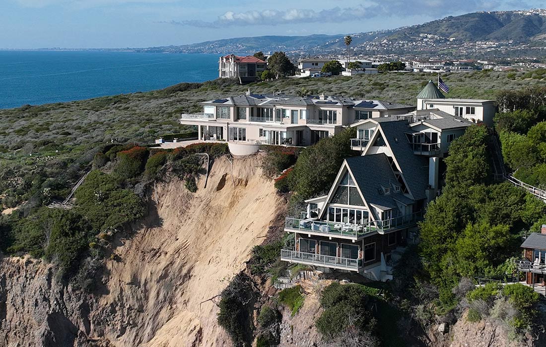 1100x700, 196 Kb / склон, обрыв, дом, США, Калифорния, склон, берег