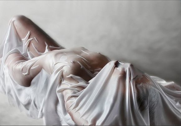 581x406, 28 Kb / эротика, вуаль, пленка